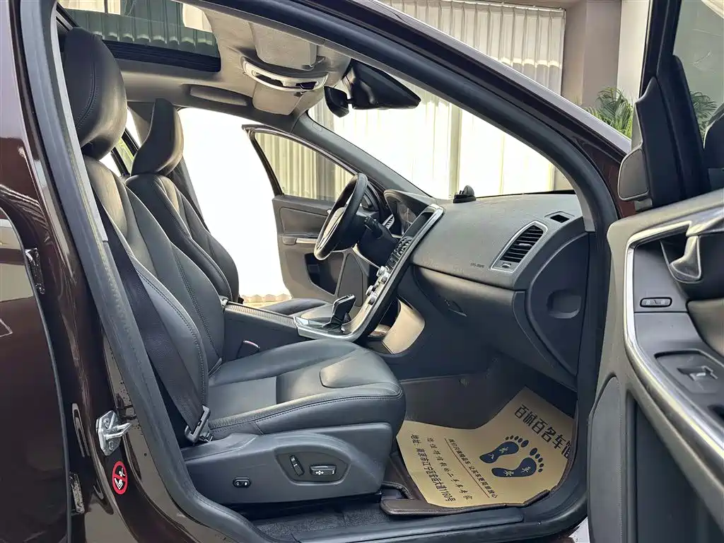 Фото 11 - Volvo XC60 (Import)