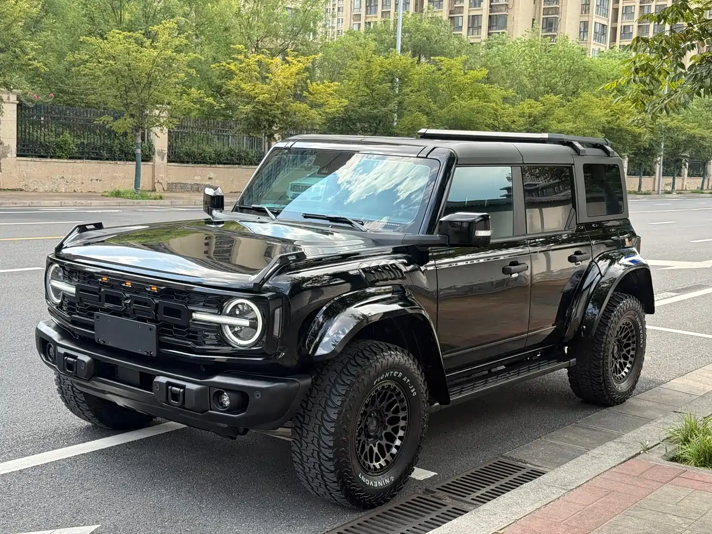 Ford Bronco 2025 2024 2.3T Black Diamond