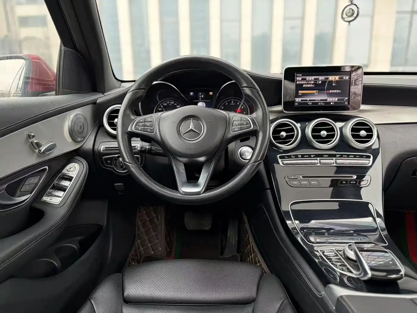Mercedes-Benz GLC 2019 GLC 200 4MATIC фото 19