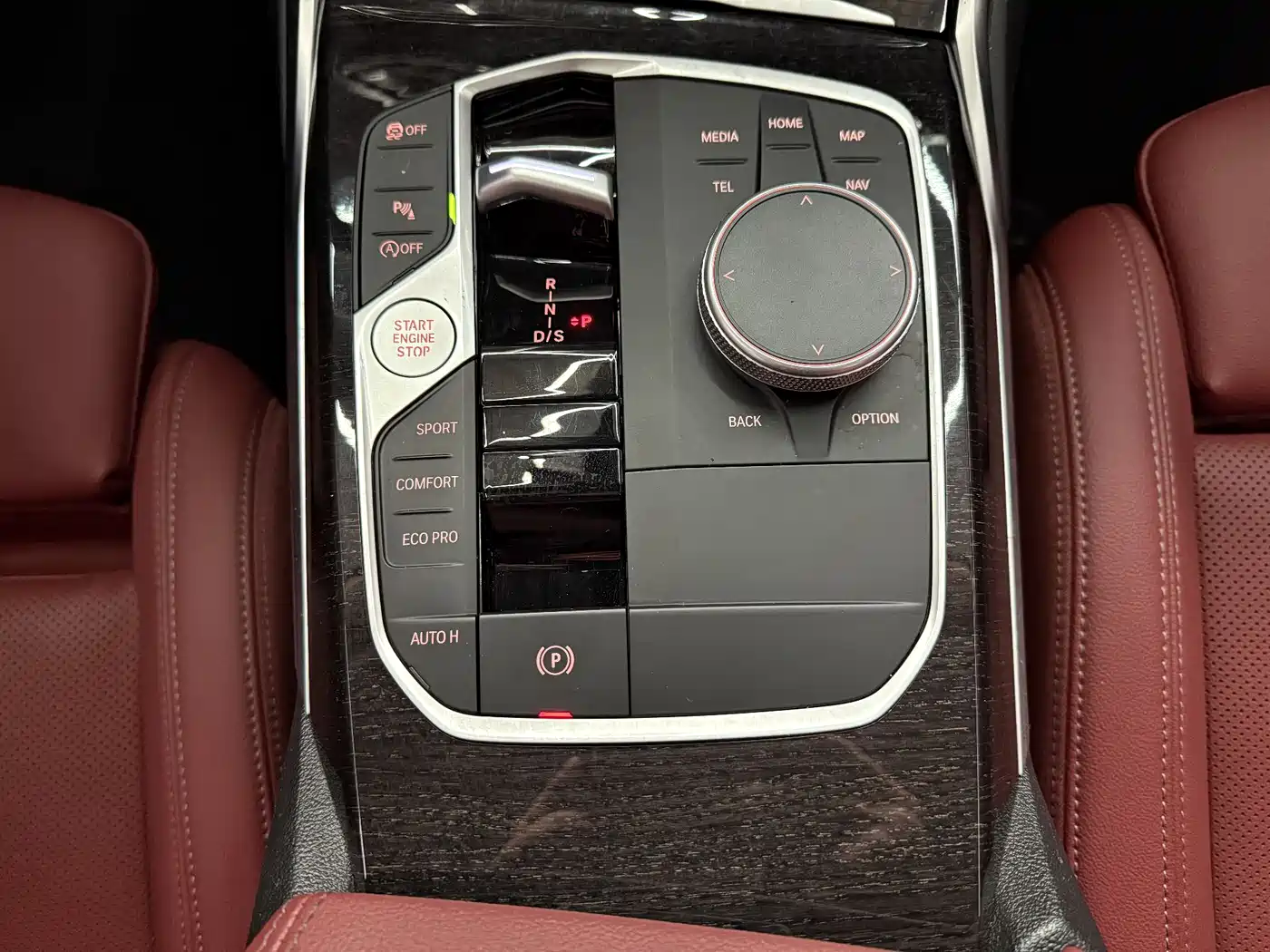 BMW 3 Series 2024 325Li M Sport Package фото 15