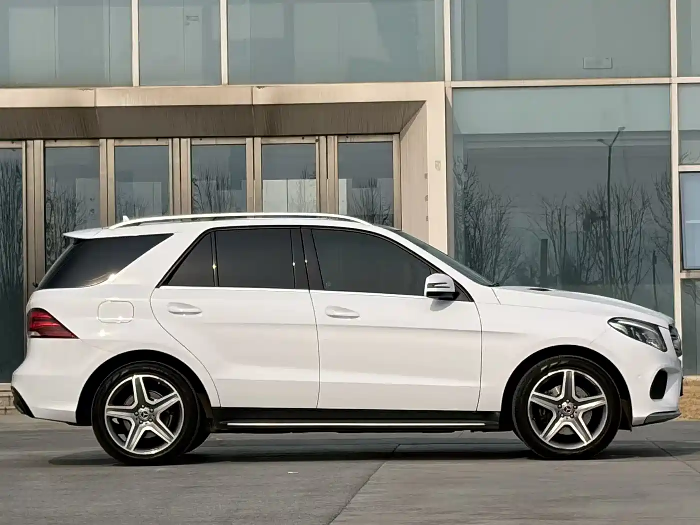 Mercedes-Benz GLE 2017 GLE 400 4MATIC фото 8