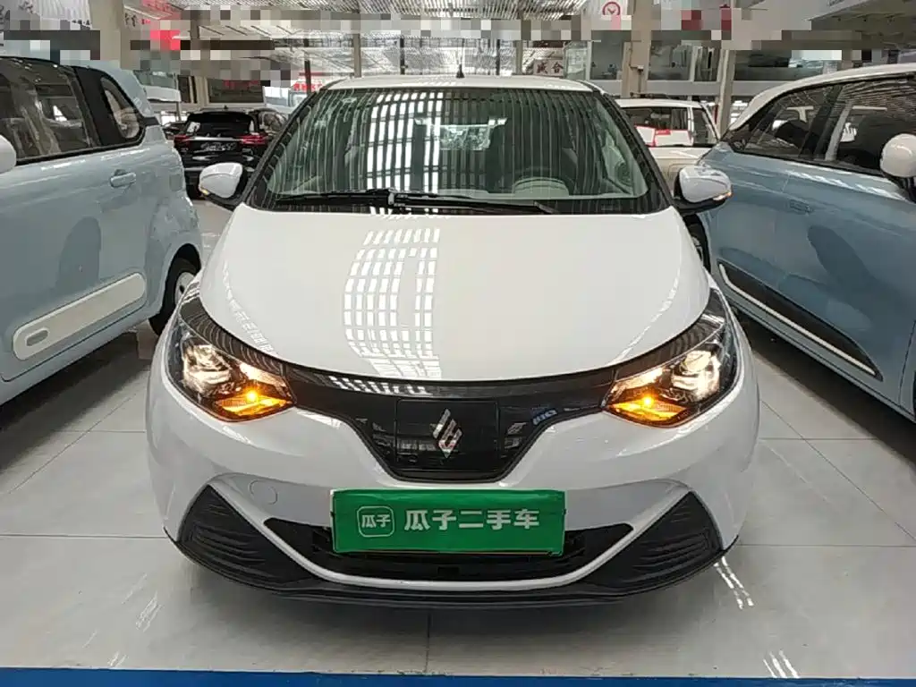 JMCG New Energy Little Kirin 2025 2025 PLUS+ Comfort Model