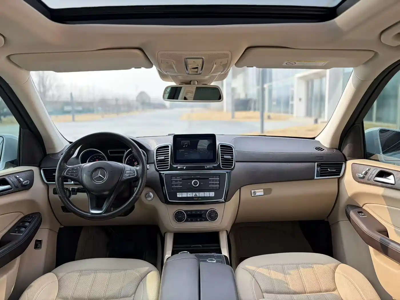 Mercedes-Benz GLE 2017 GLE 400 4MATIC фото 17