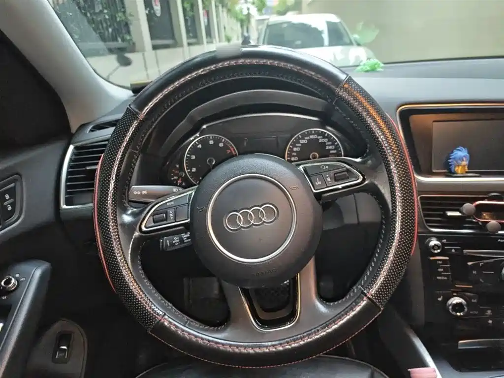 Audi Q5 2015 40 TFSI Technology фото 3