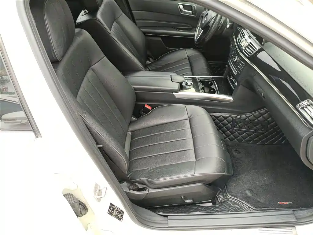 Mercedes-Benz E-Class 2015 Facelift E 180 L Sport фото 25