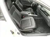 Фото 25 - Mercedes-Benz E-Class