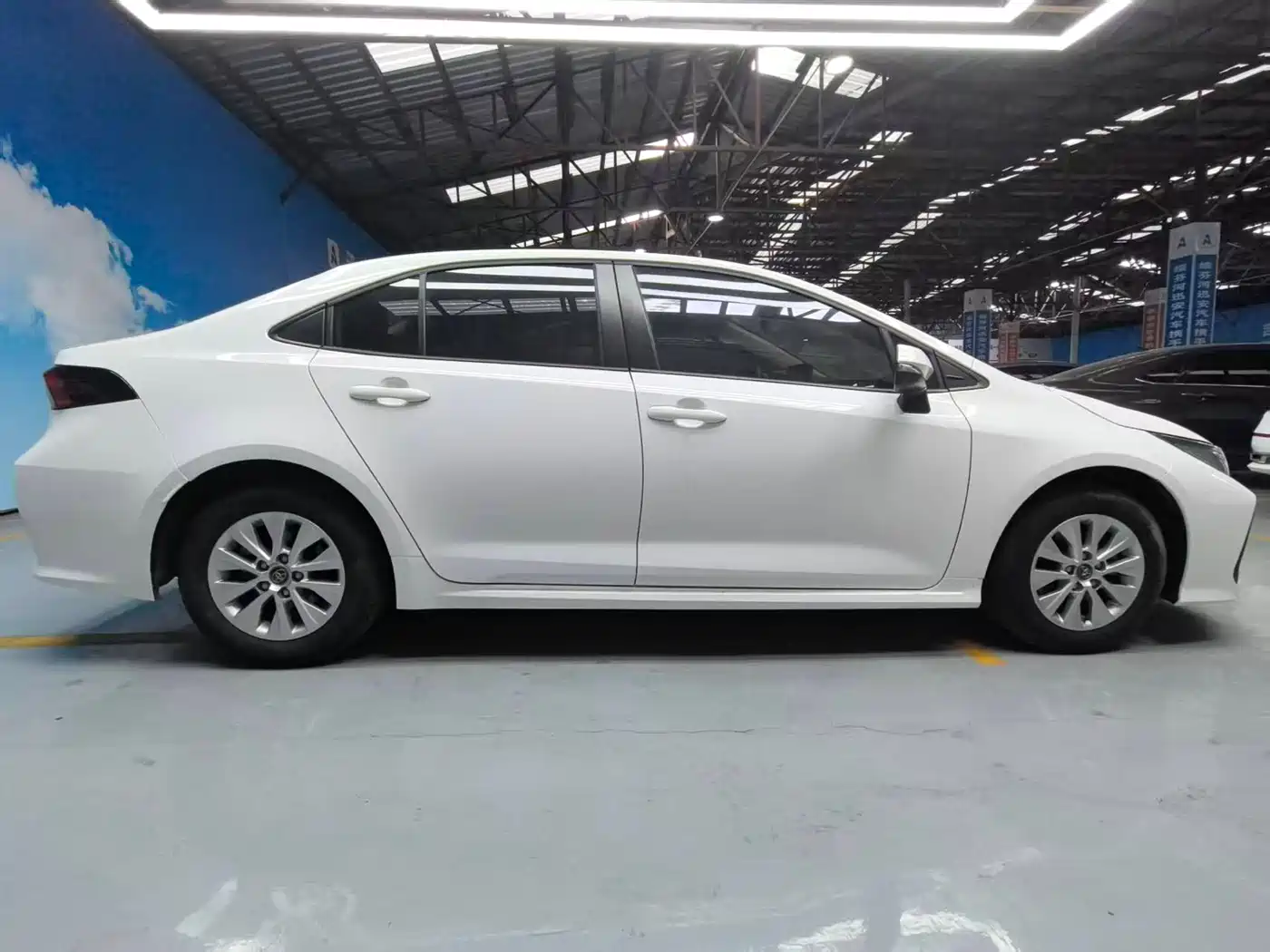 Toyota Corolla 2021 TNGA 1.5L CVT Pioneer Edition фото 7