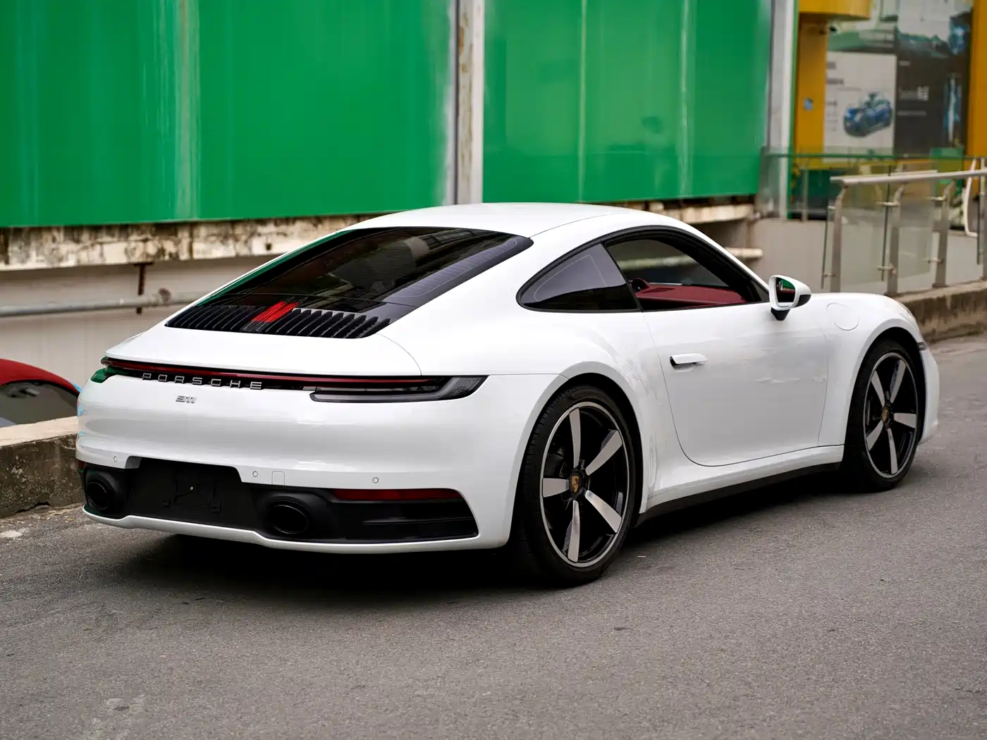 Porsche 911 2023 Carrera 3.0T фото 4