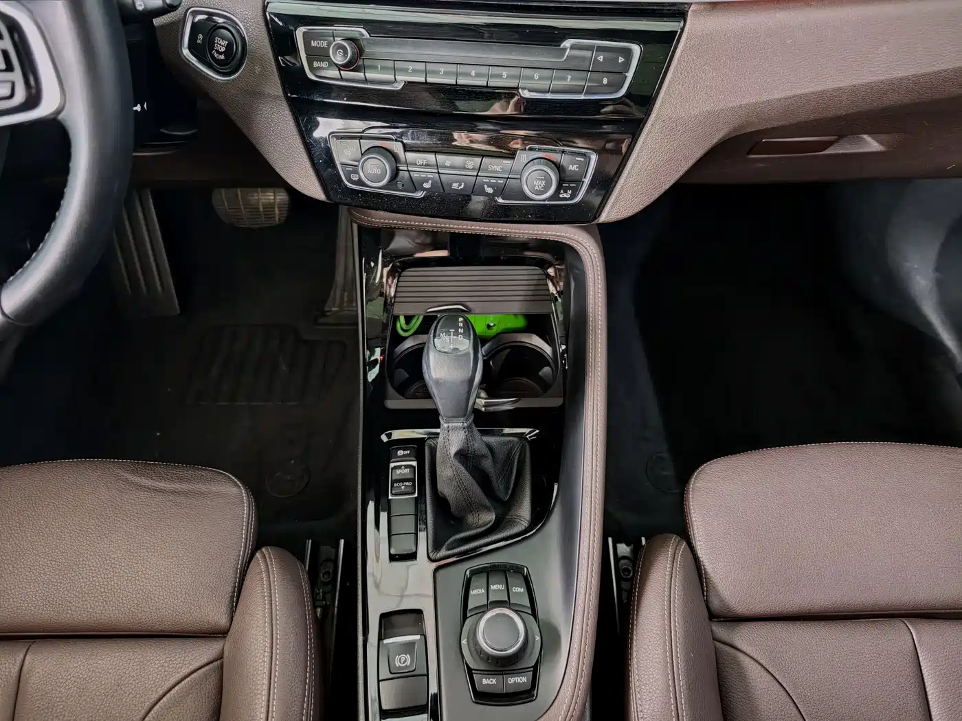 BMW X1 2018 sDrive18Li Premium Model фото 10