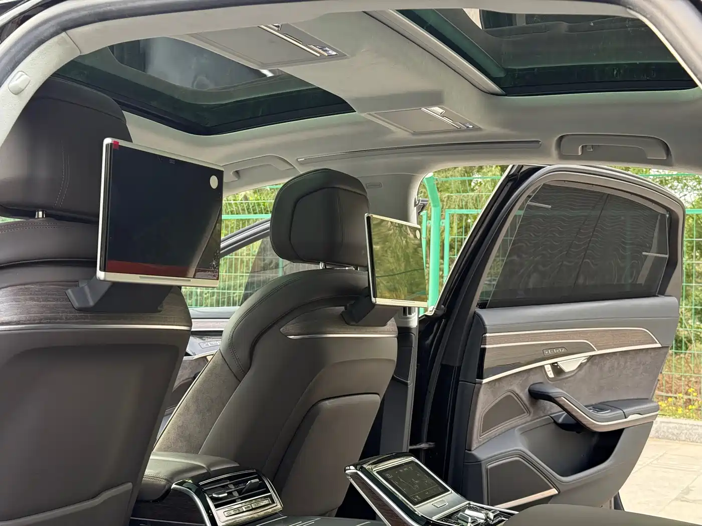 Audi A8 2019 Plus A8L 55 TFSI quattro Prestige фото 10