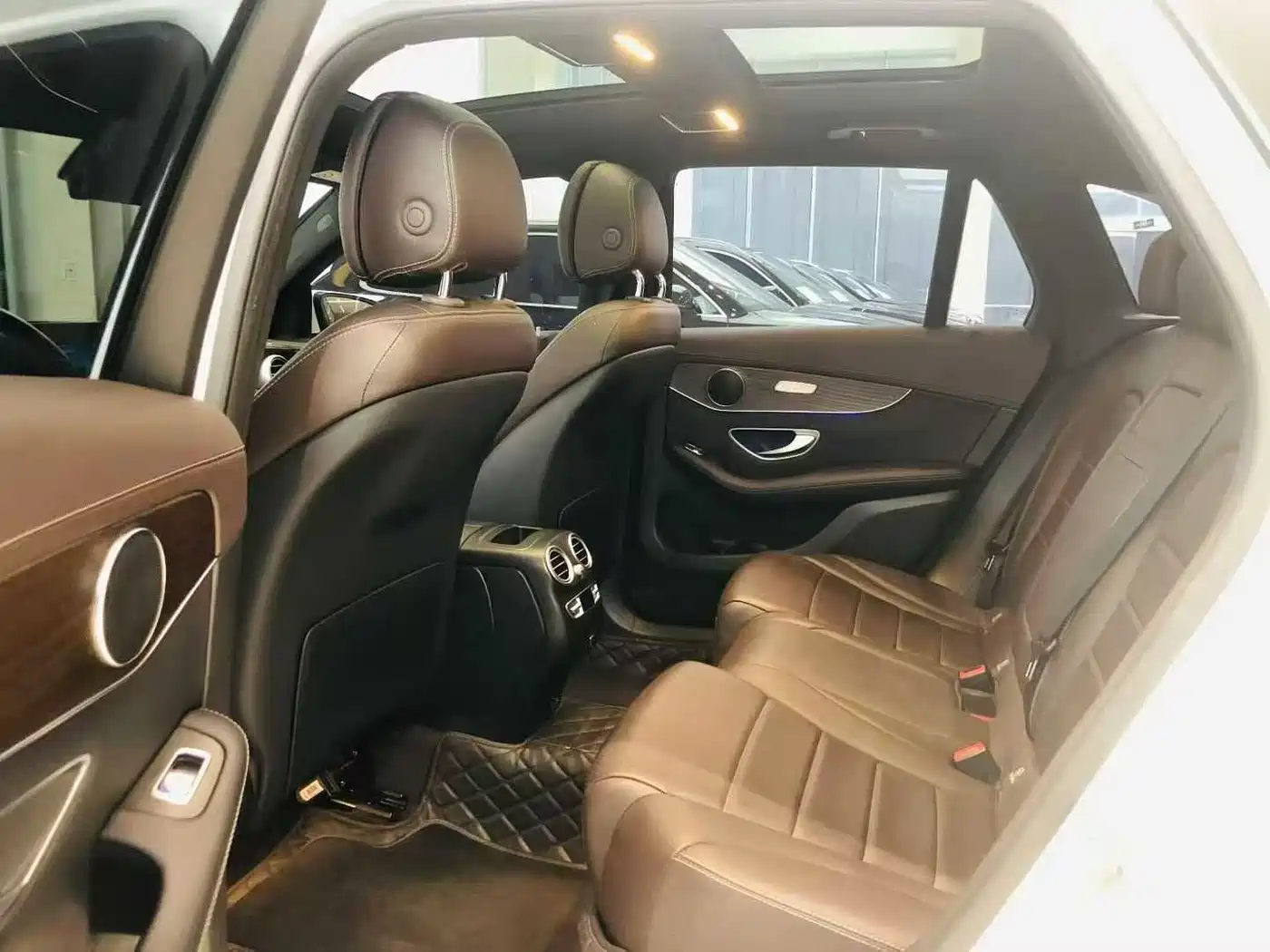 Mercedes-Benz GLC 2022 Model GLC 300 L 4MATIC Dynamic Edition фото 6
