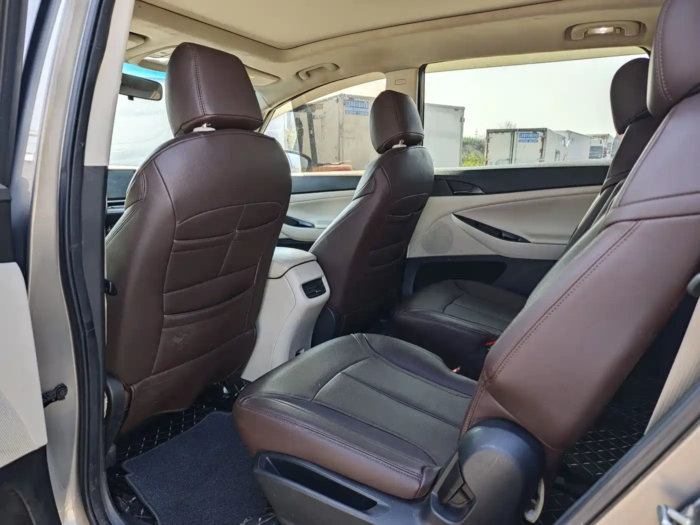 Buick GL6 2018 18T 6-Seater Elite фото 5