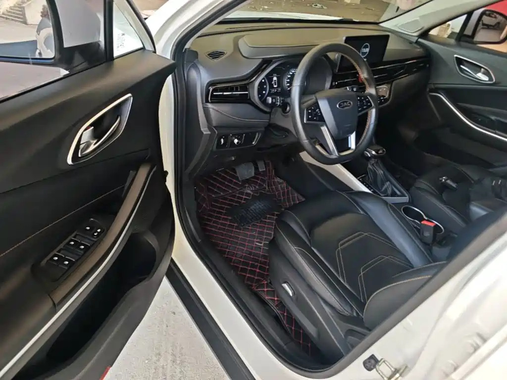 JAC Motors Refine S4 2020 2020 1.5T CVT Dream II