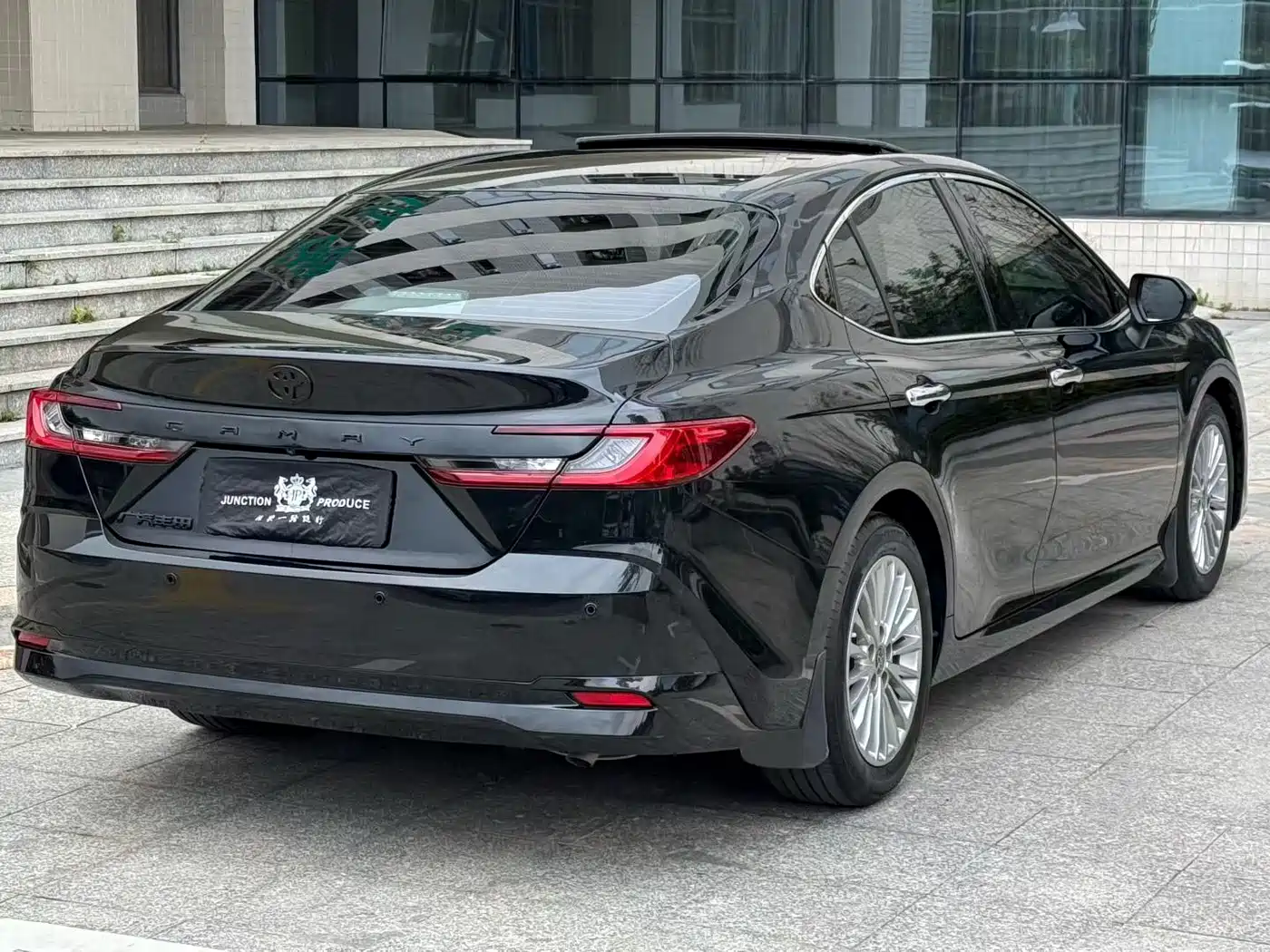 Toyota Camry 2024 2.0GVP Luxury Edition фото 6
