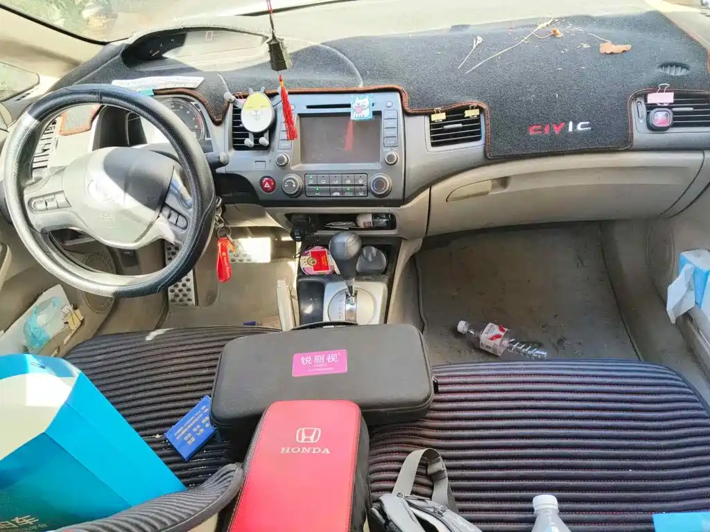 CIIMO CIIMO 2013 2012 1.8L Automatic