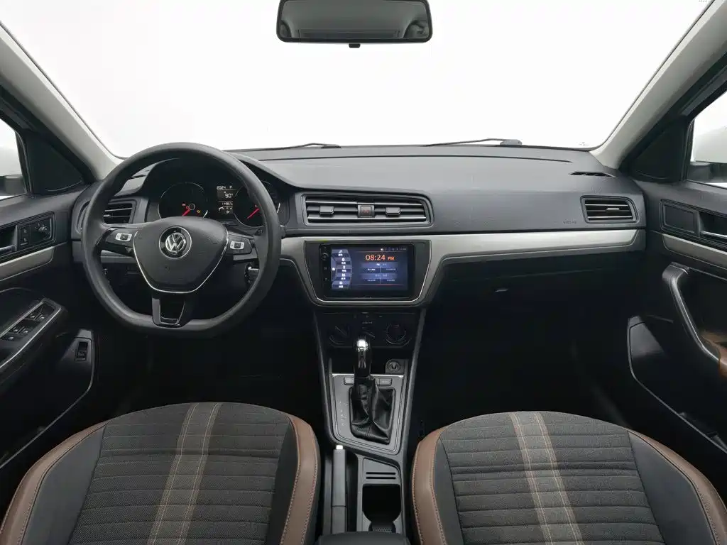 Photo 5 - Volkswagen Lavida