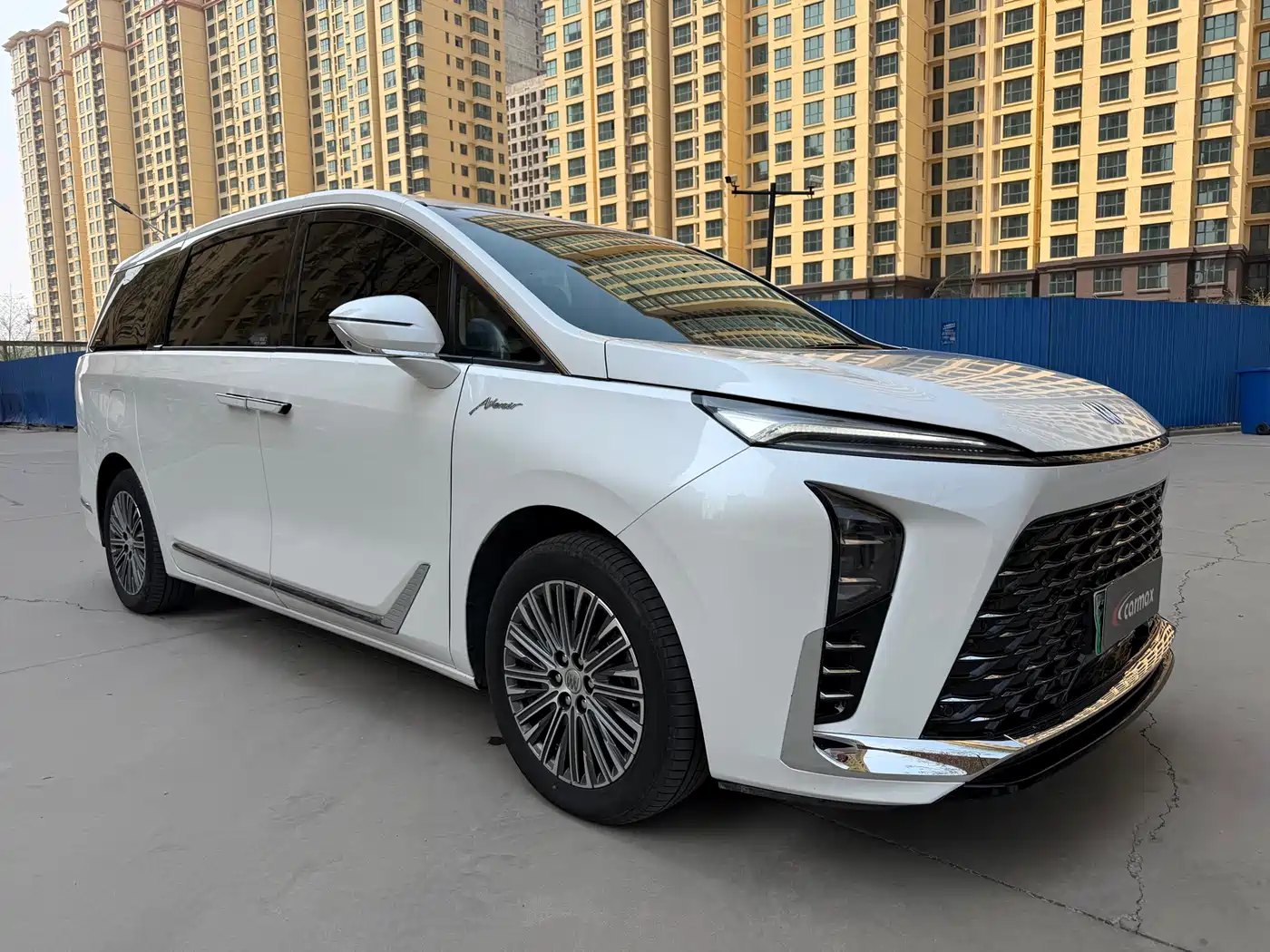 BUICK GL8 NEW ENERGY