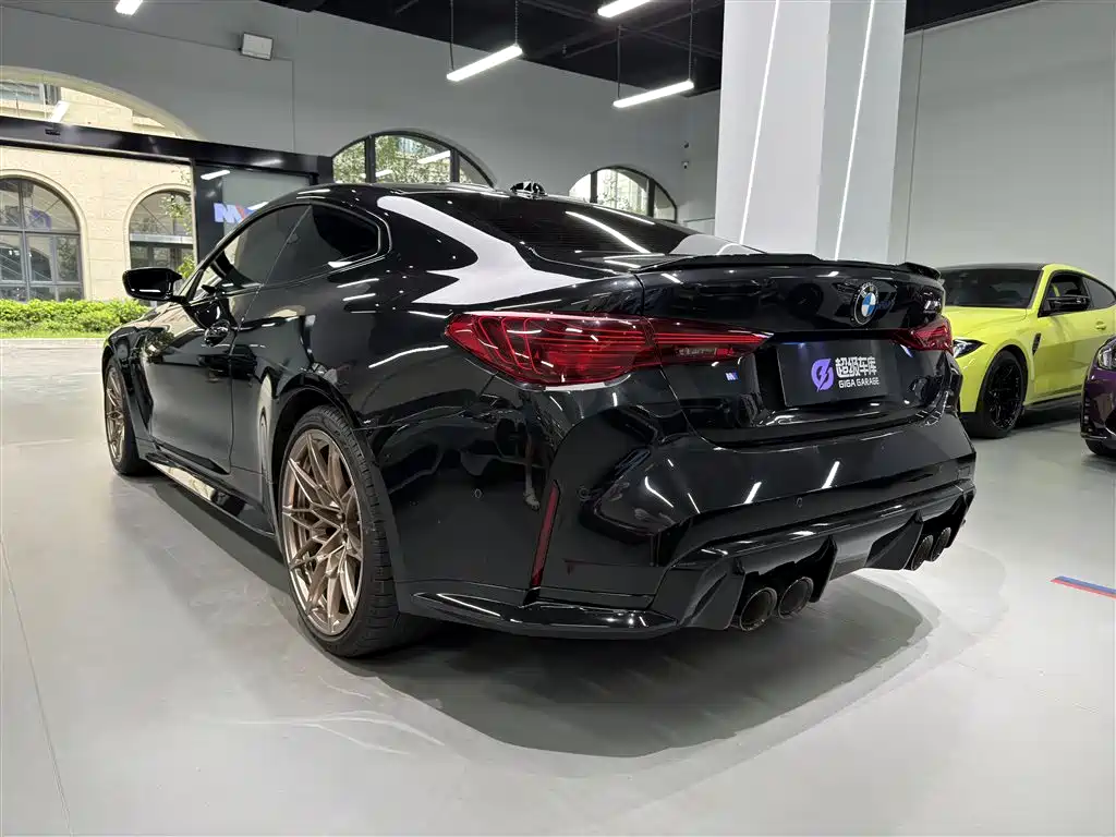 BMW M4 2025 2024 BMW M4 Coupe M xDrive Competition