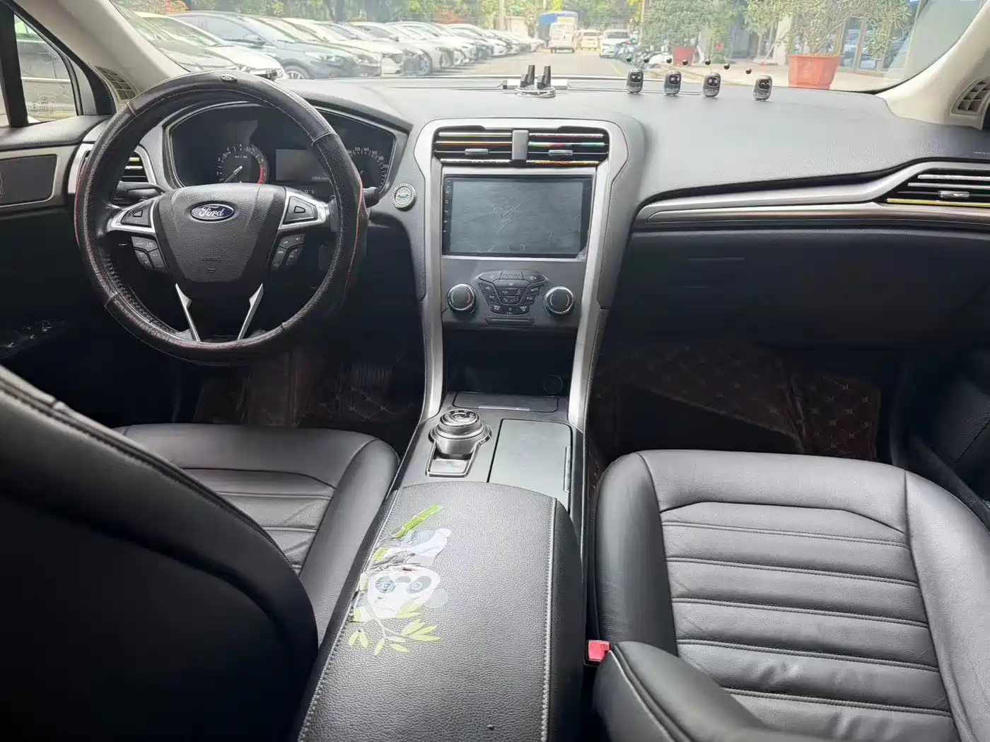 FORD MONDEO