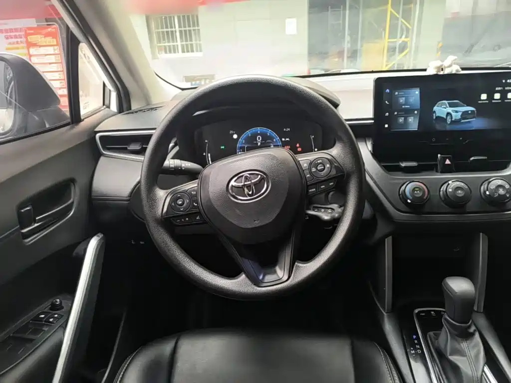 Фото 7 - Toyota Corolla Cross