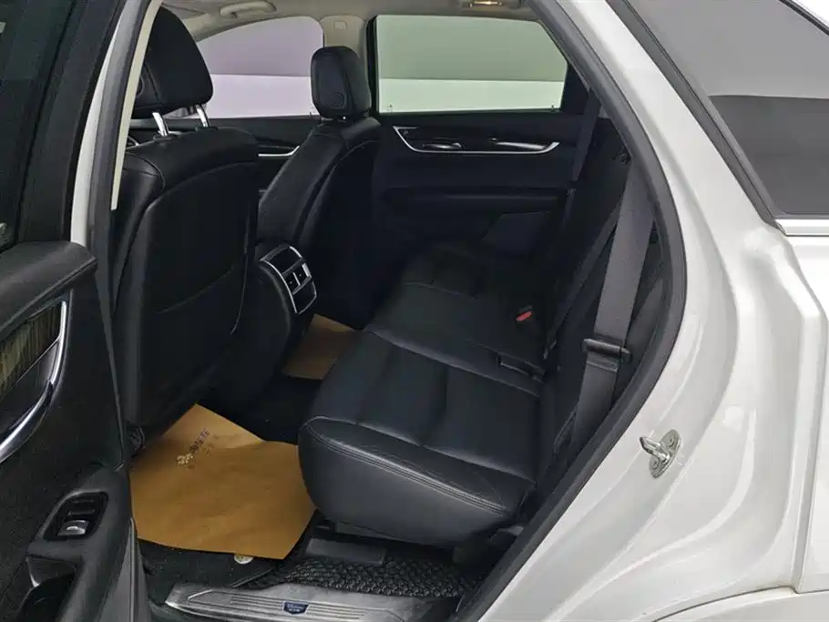 Cadillac XT5 2018 25T Luxury фото 11