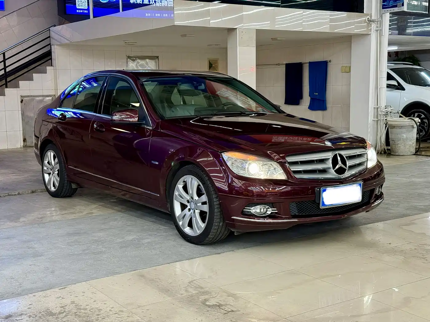 Mercedes-Benz C-Class 2011 C 200 CGI Fashion фото 3