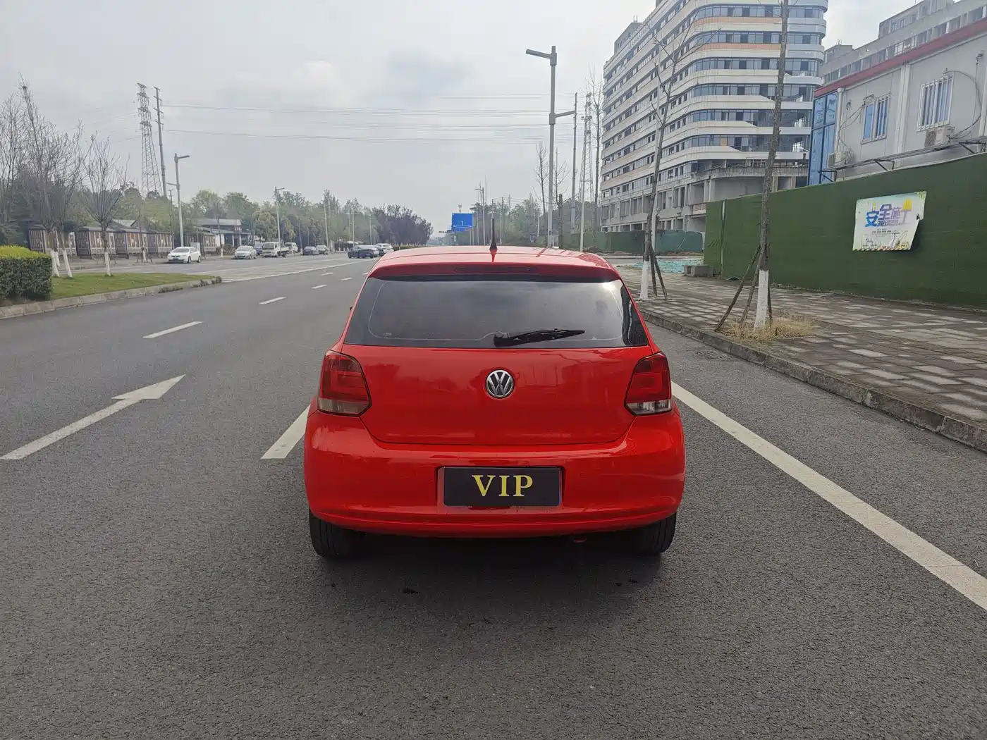 Volkswagen Polo 2011 1.6L Automatic Cool Edition фото 5