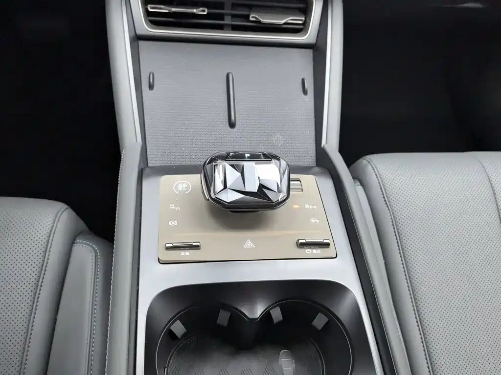 BYD Qin L 2025 2024 DM-i 80KM Superior