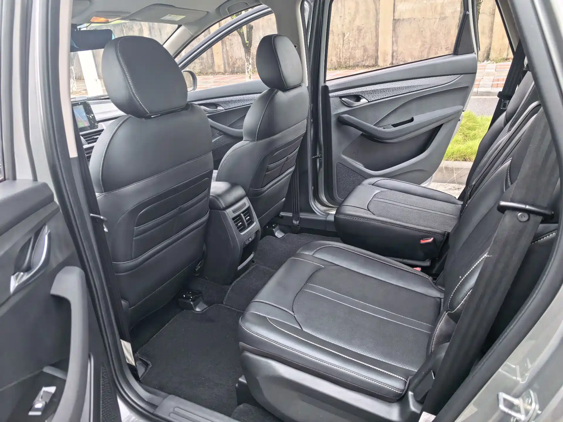 Фото 8 - Baojun 360