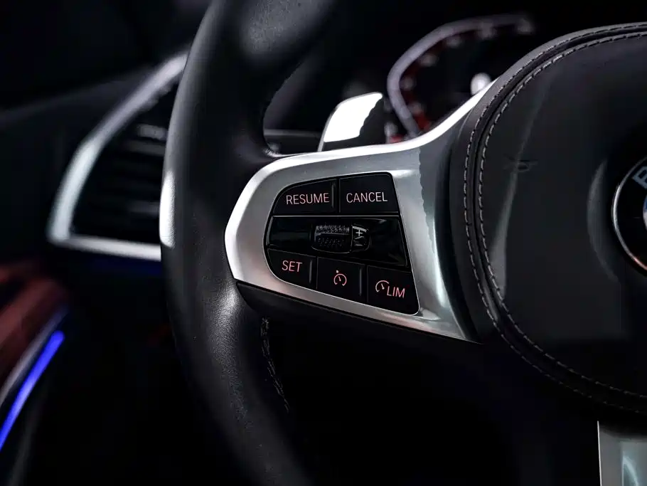 BMW X6 2023 2022 Facelift xDrive30i M Sport Package