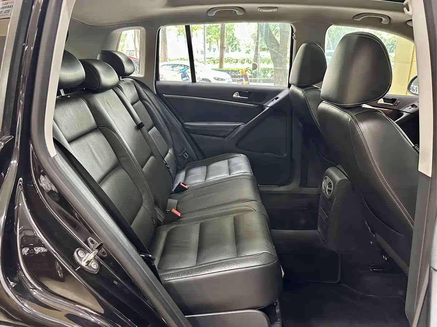 Volkswagen Tiguan 2016 Model 300TSI Automatic 2WD Luxury Edition фото 11