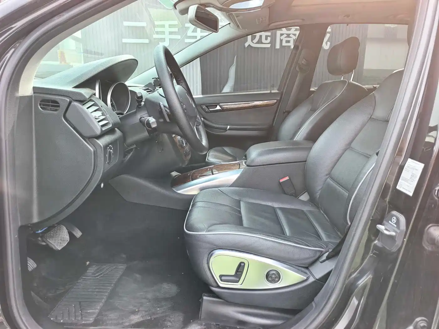 Mercedes-Benz R-Class 2010 R 300 L Luxury Edition фото 7