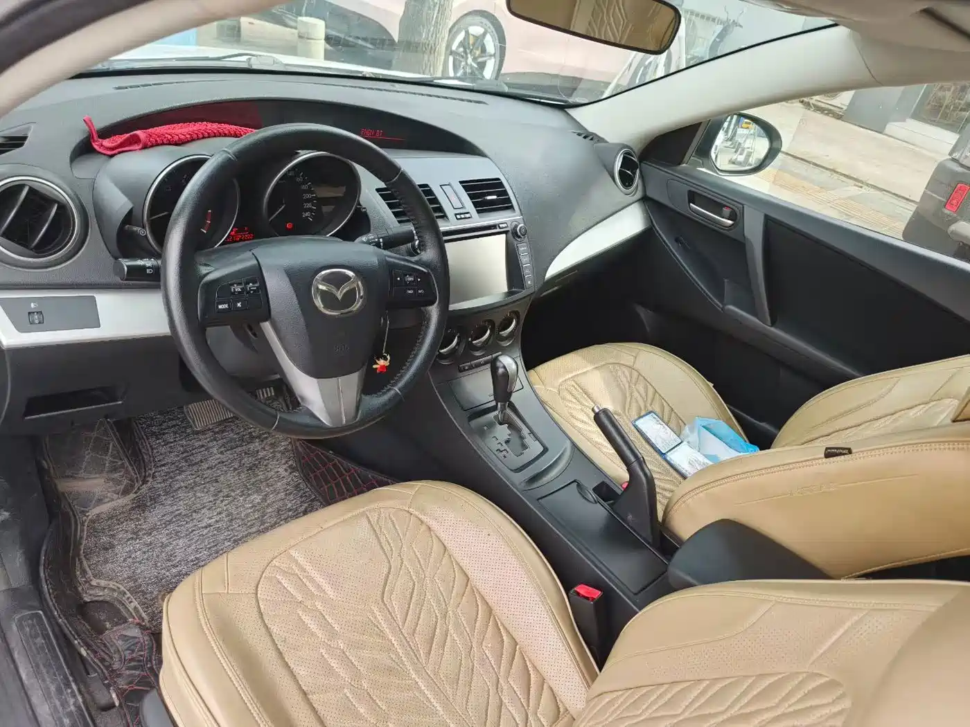 Mazda Mazda3 Axela 2013 2013 Sedan 1.6L Automatic Elite