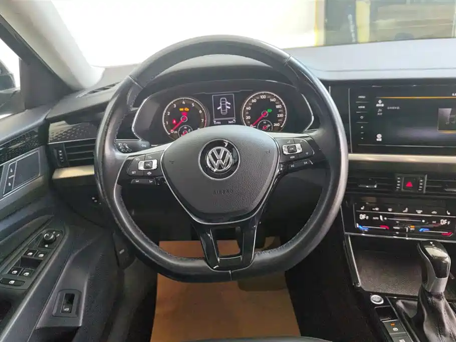 Volkswagen Passat 2020 330TSI Elite Edition China VI фото 15