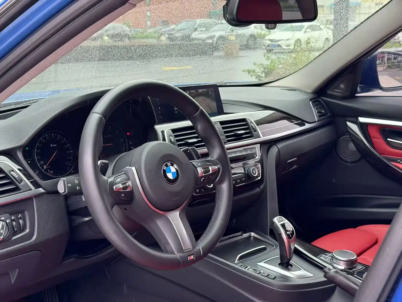 BMW 3 Series 2019 320Li M Sport Black Night Edition фото 6