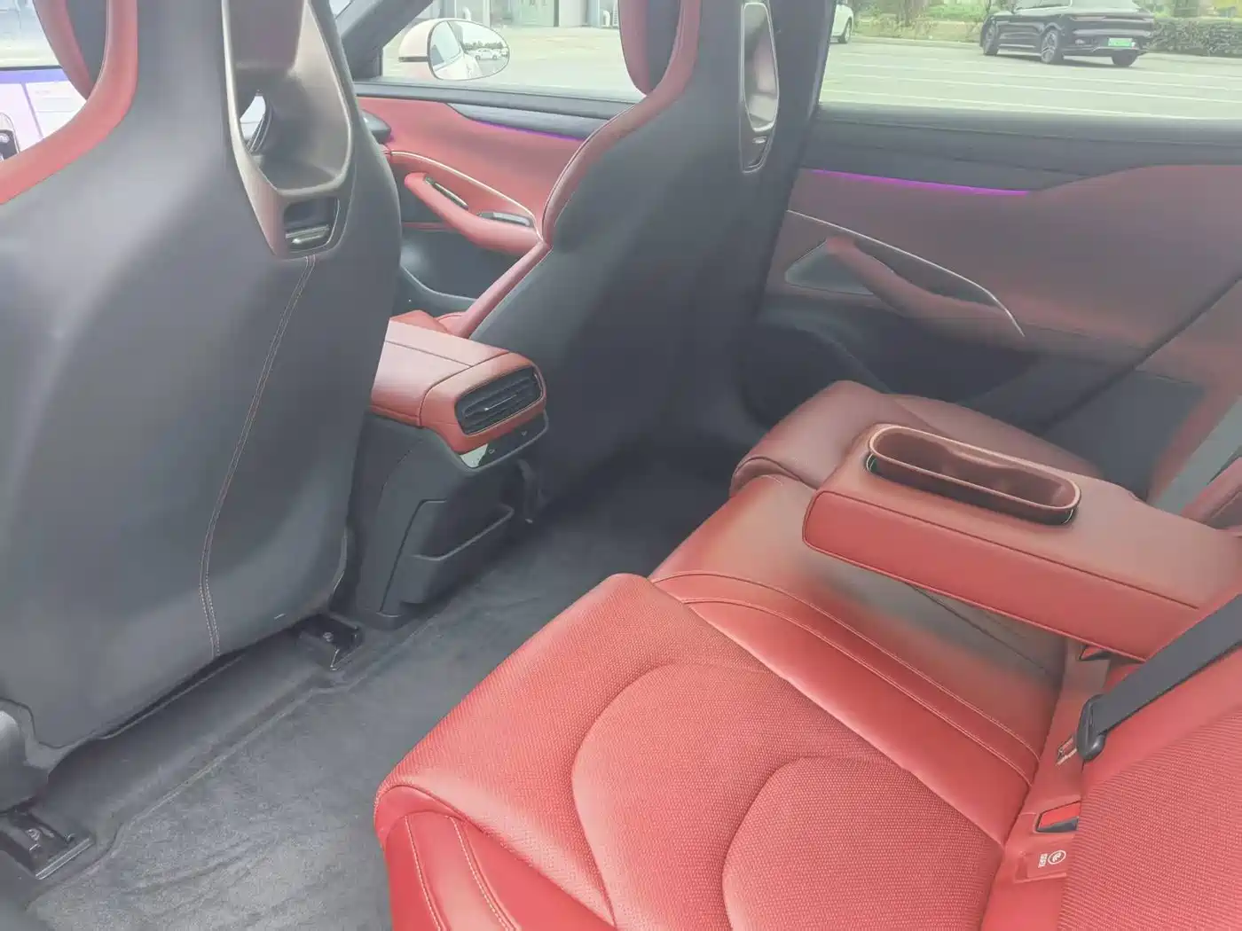 XIAOMI CAR XIAOMI SU7