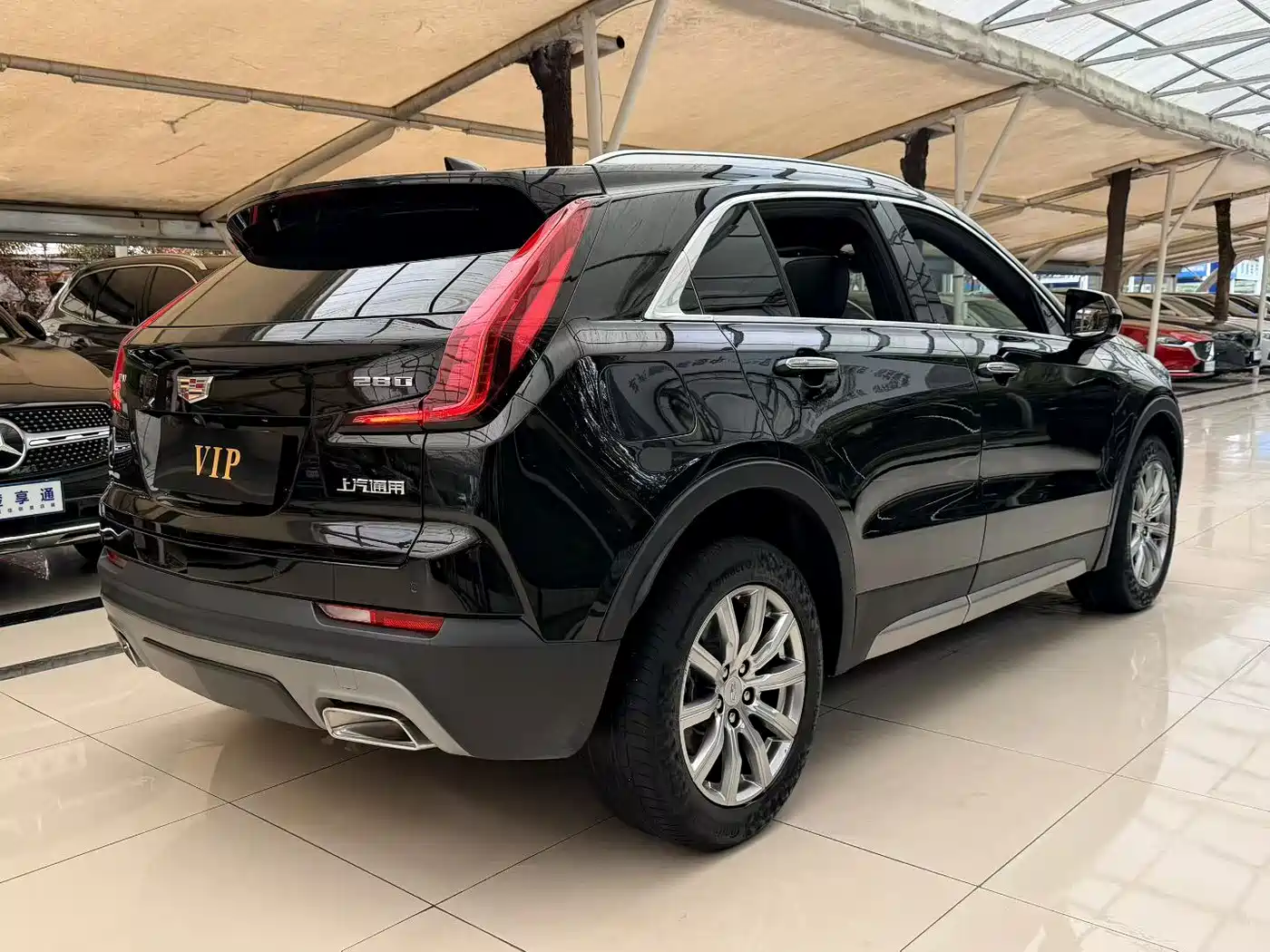 CADILLAC XT4