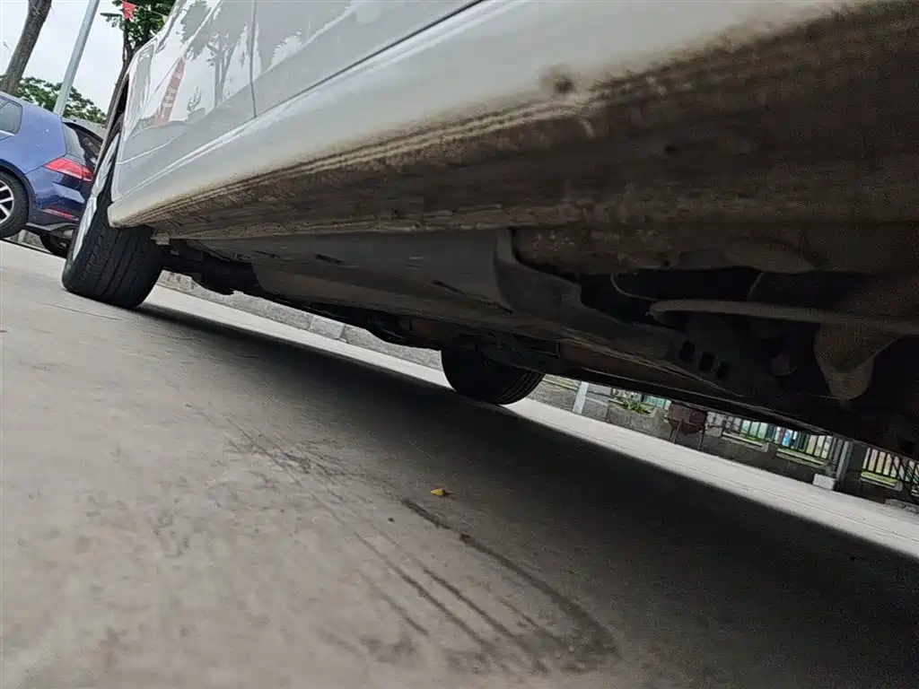 Volkswagen Polo 2016 1.4L Automatic Trend фото 21