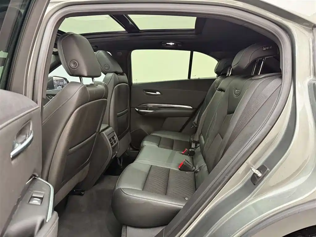 Cadillac XT4 2018 Model 28T 2WD Technology фото 17