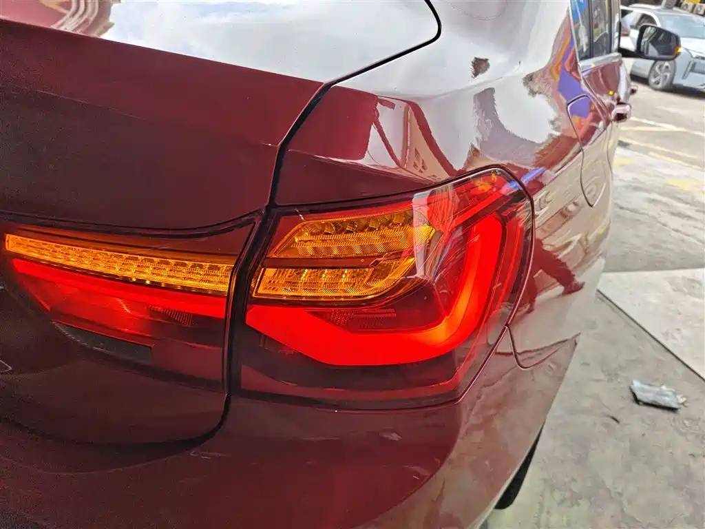 BMW 1 Series 2017 118i Sport фото 8
