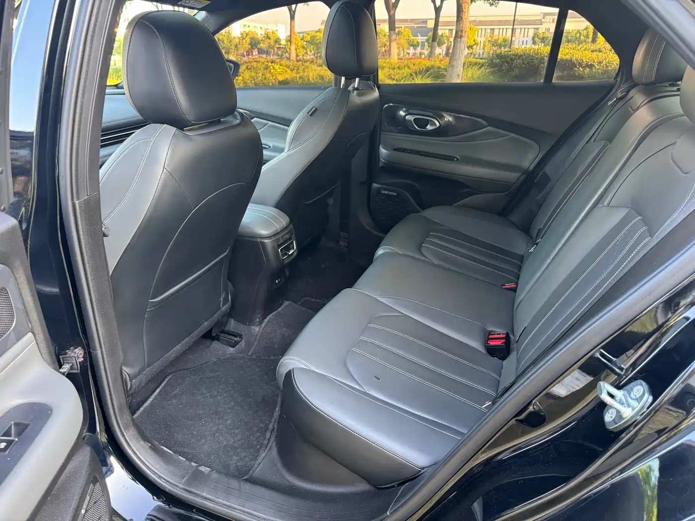 GAC Trumpchi Trumpchi Emkoo 2022 270T DCT J16 R-style Track Edition фото 9
