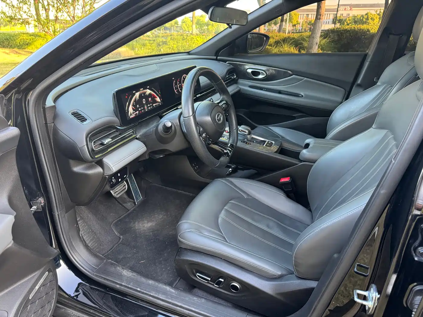 GAC Trumpchi Trumpchi Emkoo 2022 270T DCT J16 R-style Track Edition фото 8