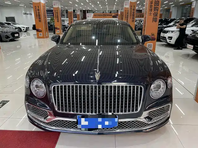 Bentley Flying Spur 2021 4.0T V8 Standard Version — фото 1