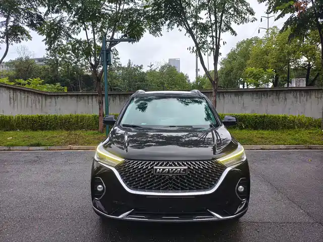Haval M6 2021 PLUS 1.5T DCT Luxury Smart Connect — фото 3