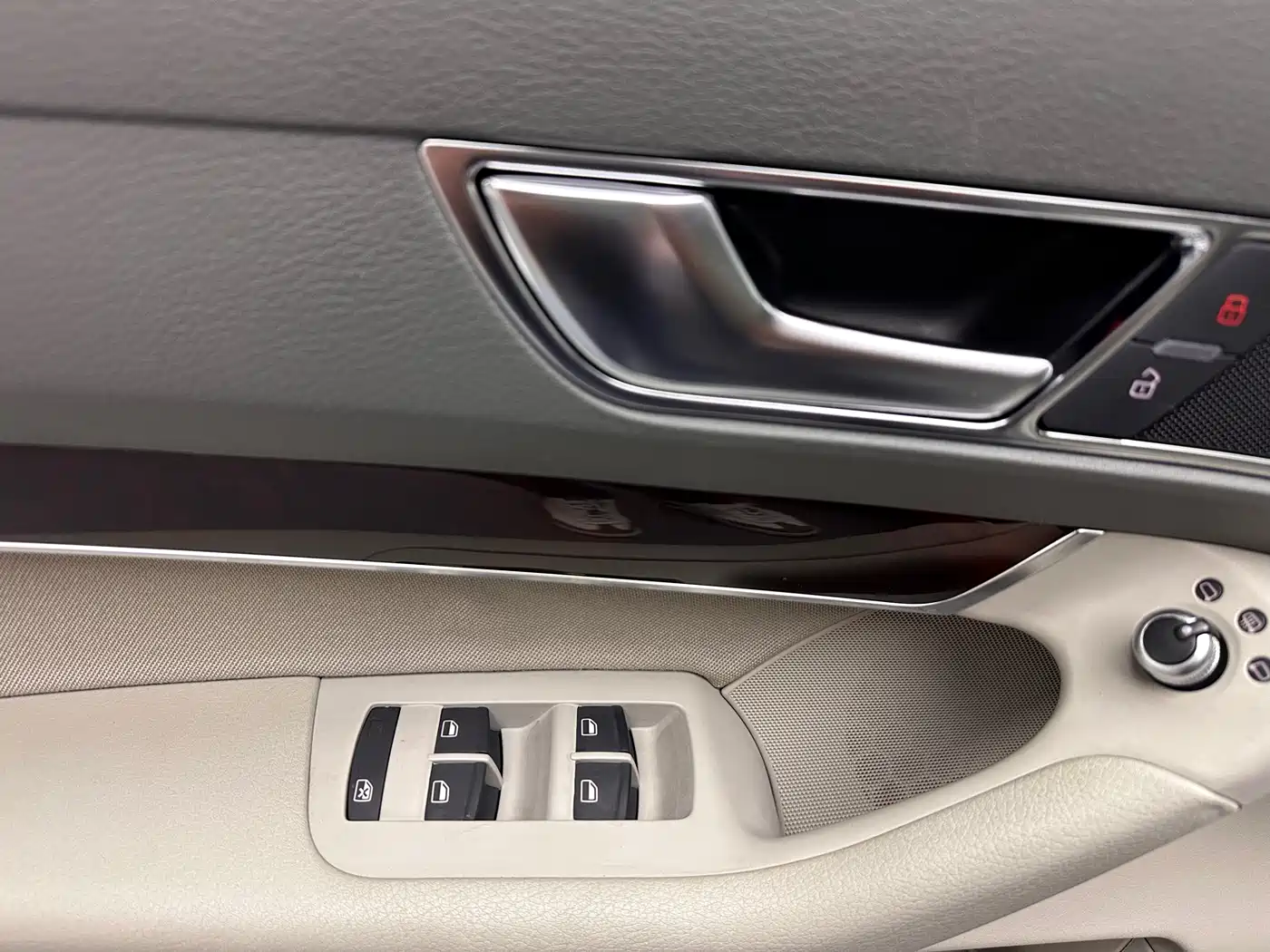Audi A6L 2011 Model 2.0 TFSI Auto Standard фото 5