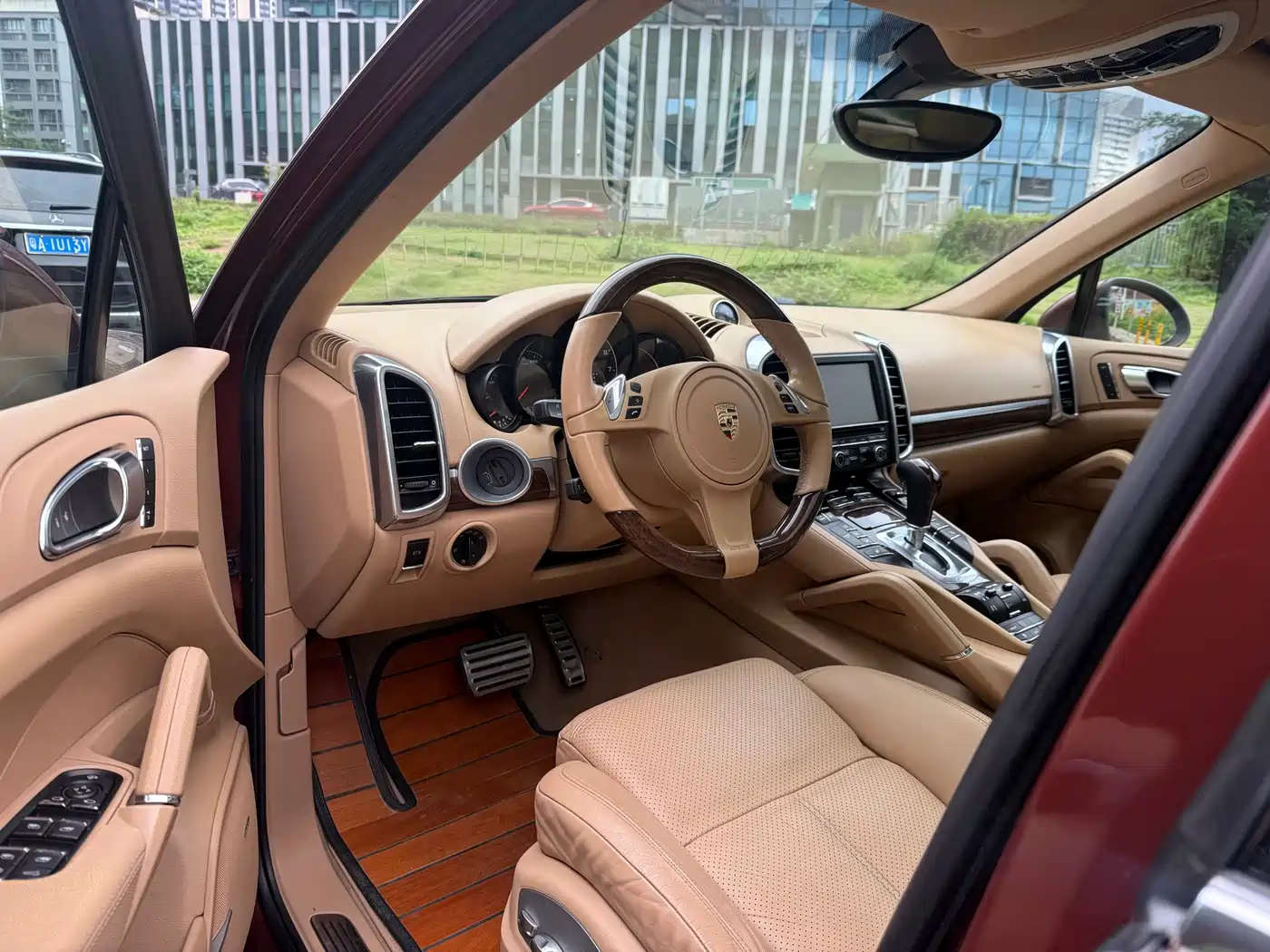 Porsche Cayenne 2011 Cayenne 3.0T фото 13