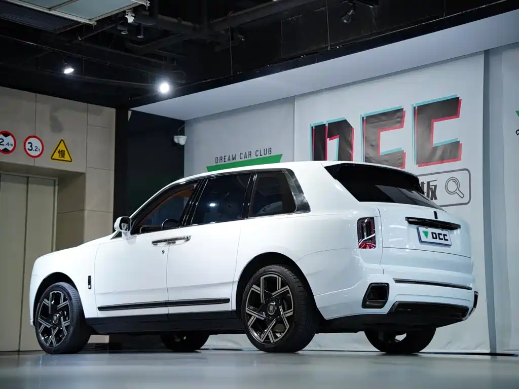 Rolls-Royce Cullinan 2020 2018 4-Seater Version