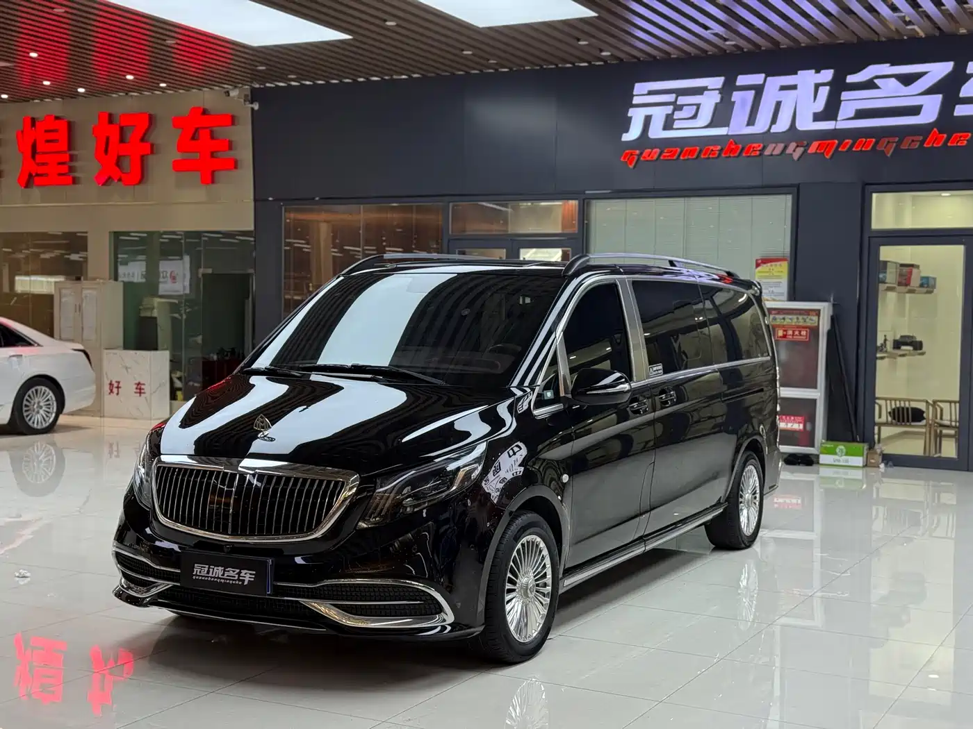 Mercedes-Benz Vito 2021 2.0T Business Edition 7-seater