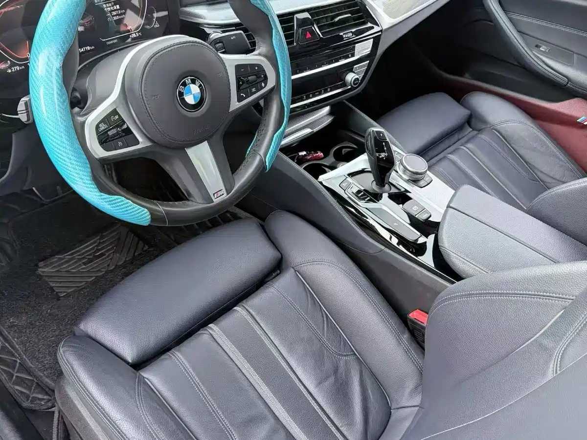 BMW 5 Series (Import) 2020 Model 525i M Sport Package фото 4