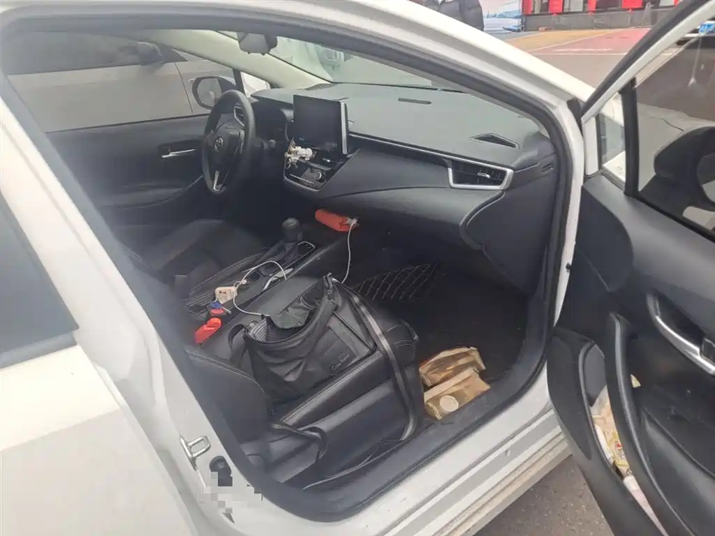 Toyota Corolla 2021 1.2T S-CVT Elite Edition фото 20